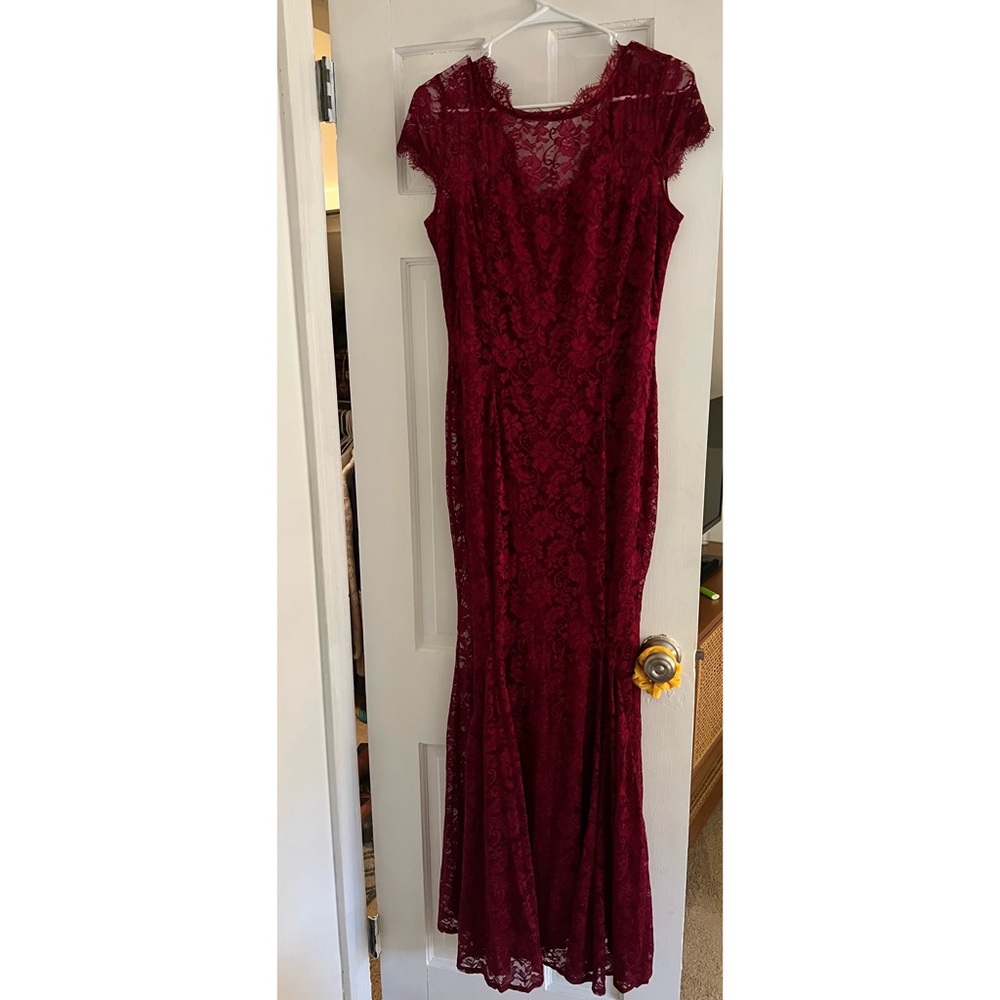 rephyllis long formal lace dress